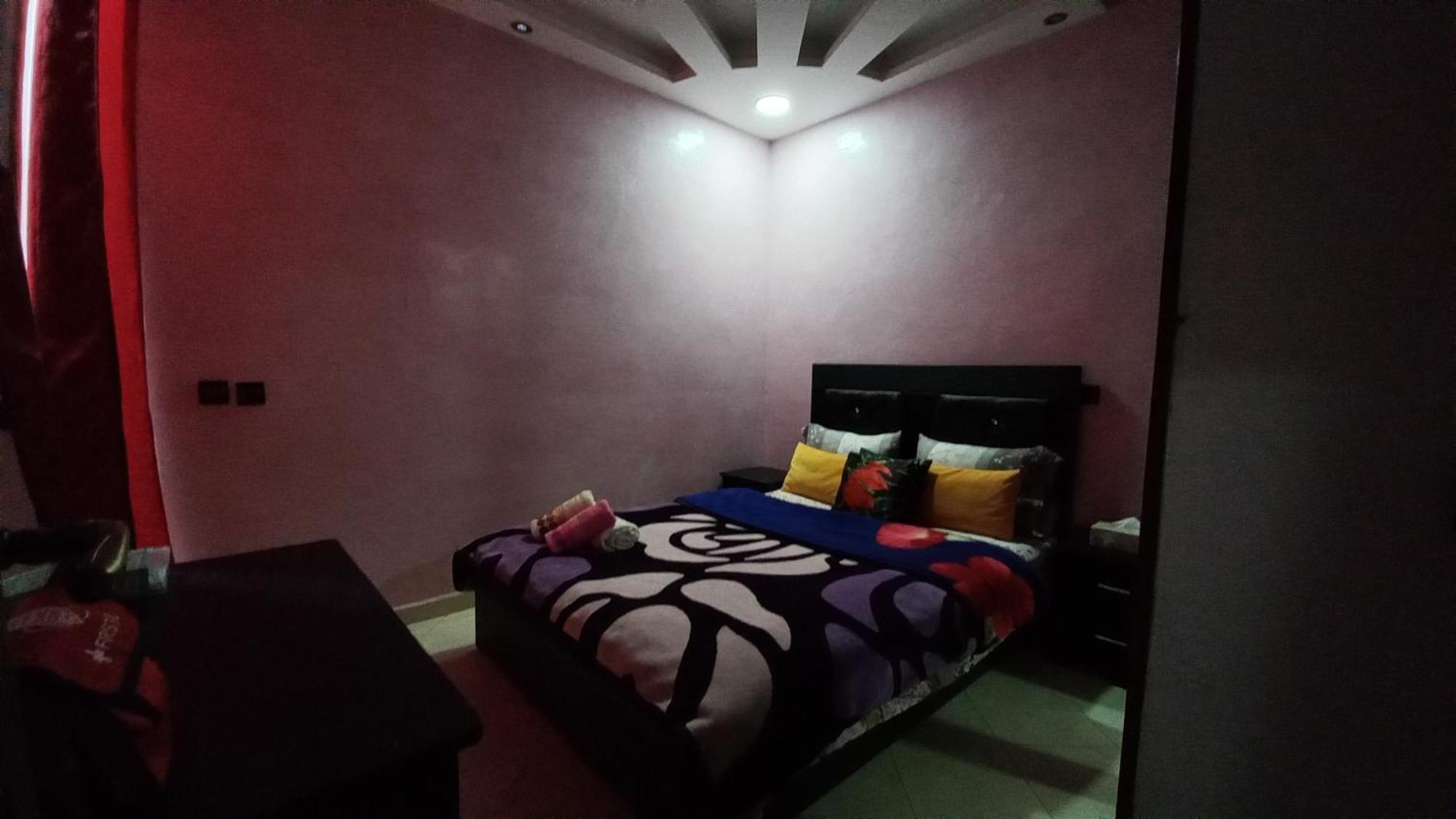 Chambre Prive Private Room Aeroport Mohamed 5 Deroua Ngoại thất bức ảnh